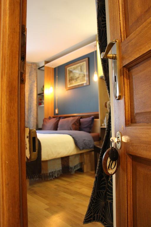 Private Room In A Parisian Homestay! - Close To It All! Szoba fotó