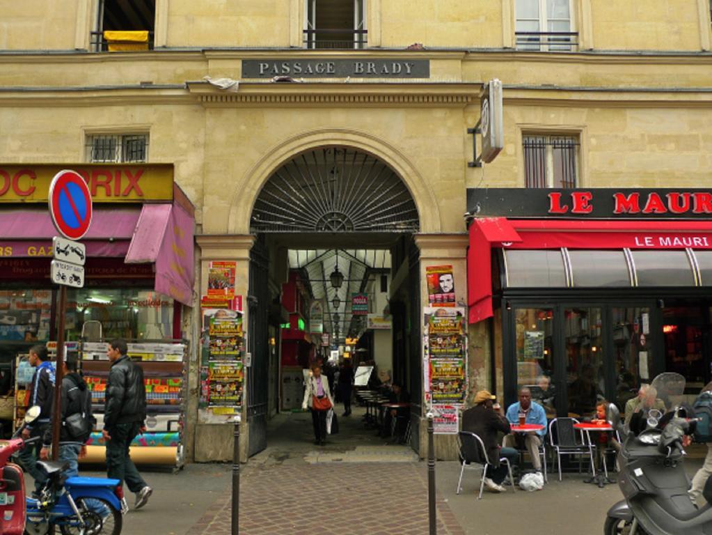 Private Room In A Parisian Homestay! - Close To It All! Kültér fotó