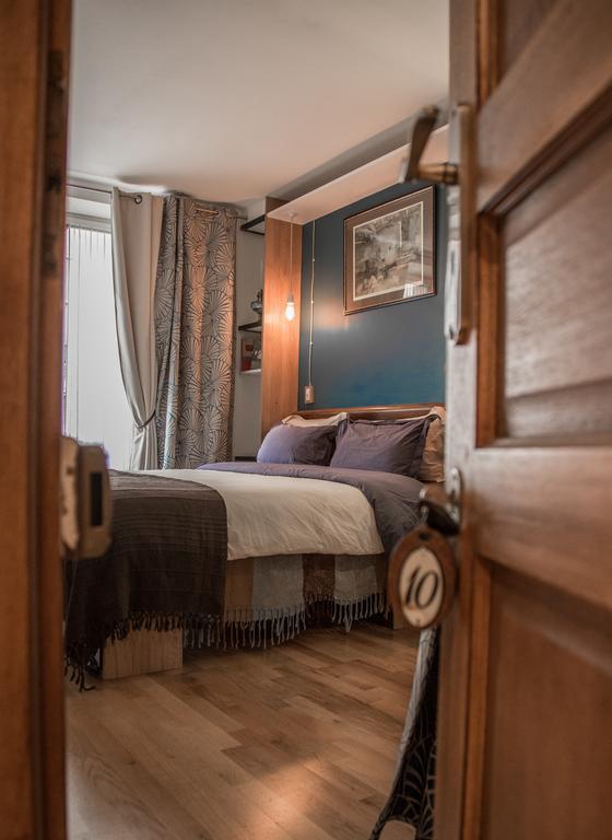 Private Room In A Parisian Homestay! - Close To It All! Kültér fotó
